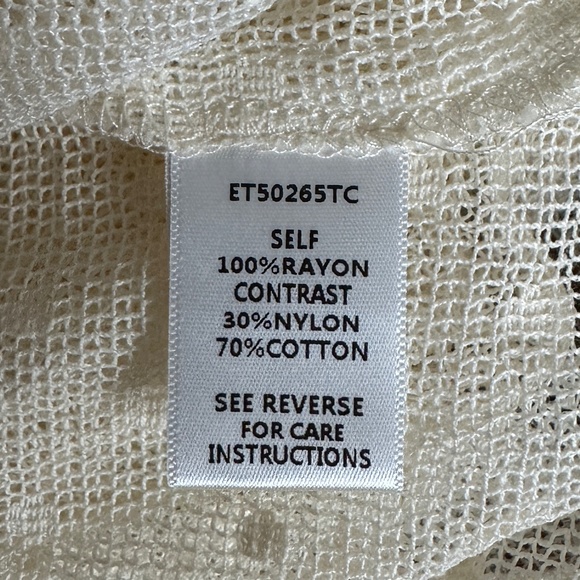 En Creme Shirt - Picture 7 of 7